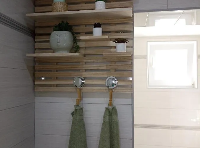 Apartman Lara شقة *